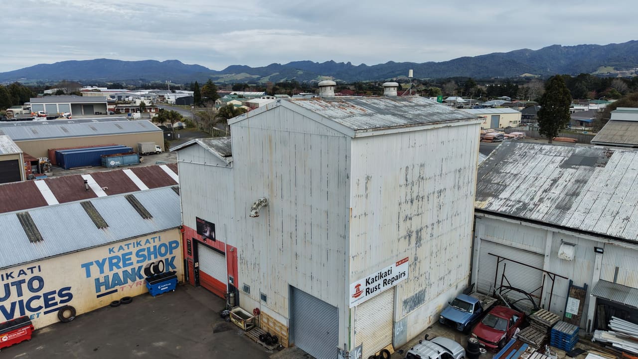 16 Earl Drive, Katikati — view 2