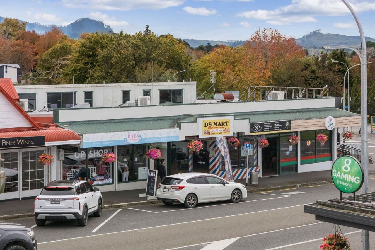 6 Main Road, Katikati — view 1