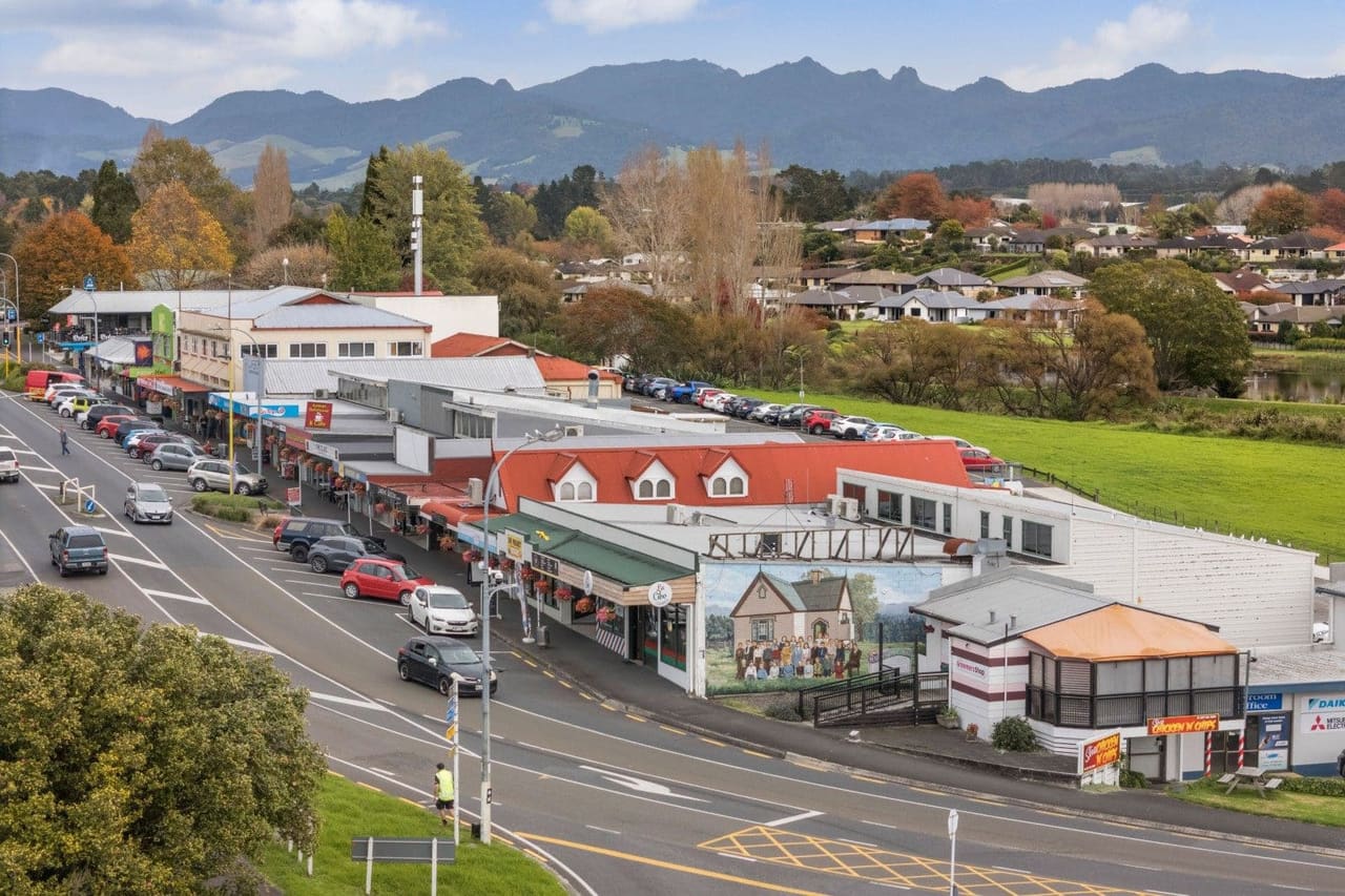 6 Main Road, Katikati — view 2